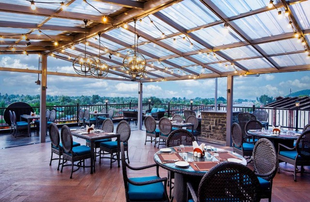 The Vintage Srinagar at Dal Lake