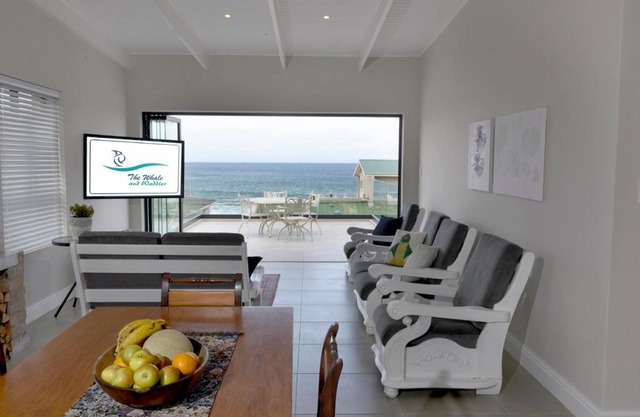 The Whale and Waddler - Unit with a view