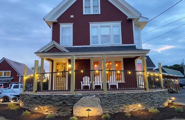 The Whitetail and Suites