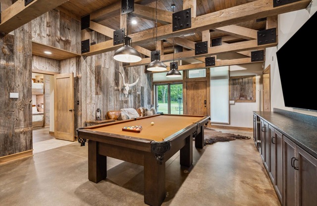 The Wilderness Lodge | Private 440-Acre Luxury Escape Outside of Kansas City
