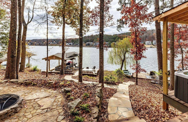 The - Willow: 20% off until Nov 30!