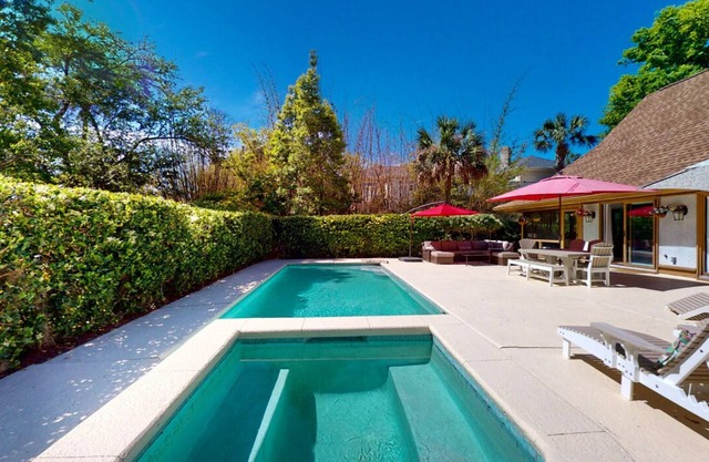 Third Row Private Home with Large Private Pool and Spa!