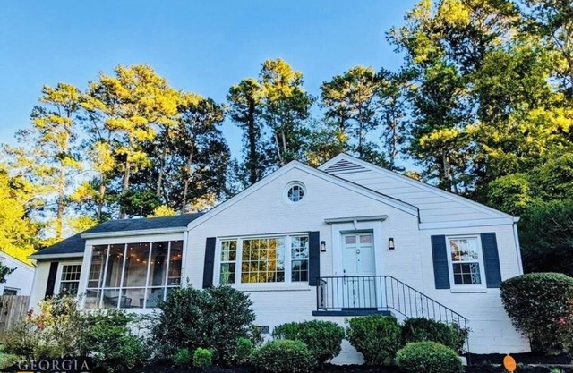This charming home in Decatur, near Emory, CDC,Atlanta