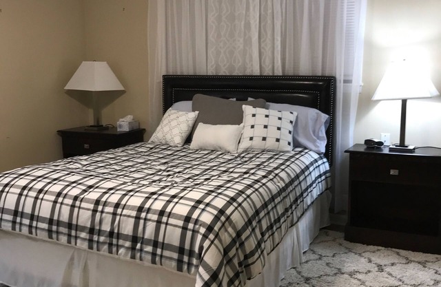 This home is literally a five minute walk from Elvis Presleys Graceland