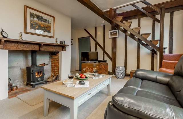 This property is positioned in the west wing of a fabulous moated farm house.