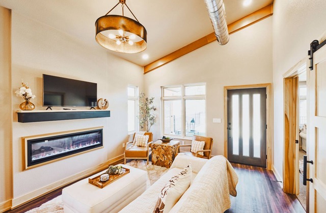 This townhouse is a 3 bedroom(s), 3 bathrooms, located in Sheridan, WY.