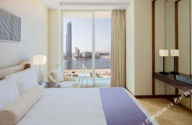 Three Bedroom Suite Near Marsa Plaza Festival City By Luxury Bookings