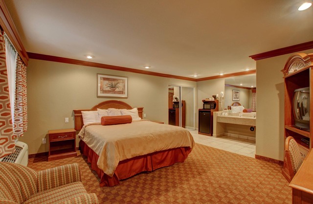 Thunderbird Lodge in Riverside