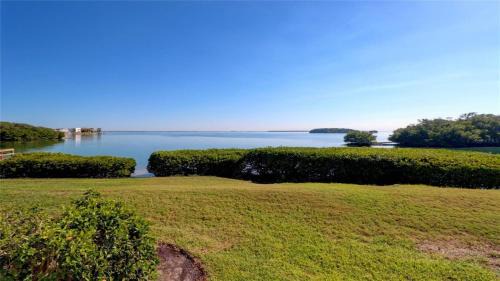 TIERRA VERDE! UPdated! BIG water view!