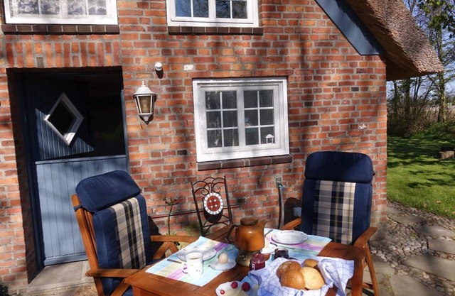 Time out for couples or small families, honeymoon - honeymoon