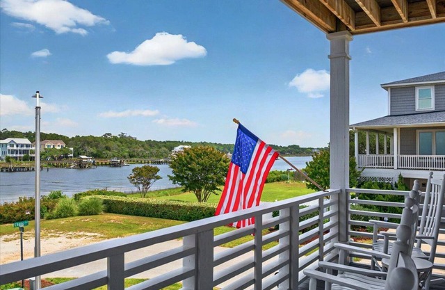 Time Well Wasted, 5 Bedrooms with an IntraCoastal Waterway view.