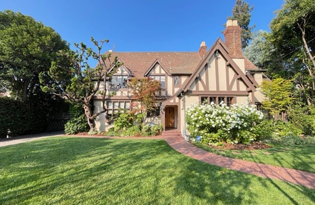 Timeless Tudor With Game Rooms & Hot Tub!