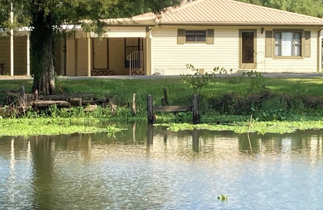 TJ’S CAJUN LAND GETAWAY