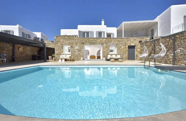 Tohu Villa 2 ,3BR with Private pool!