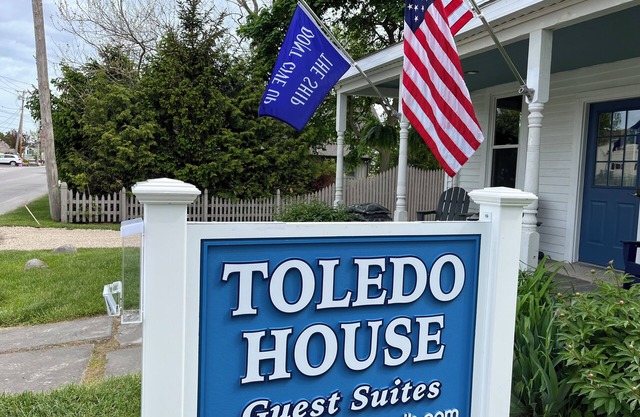 Toledo House Guest Suite C. Catering to couples. Great location downtown PIB.