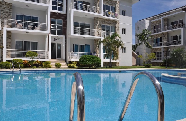 TOP FLOOR LUXURY PENTHOUSE WITH POOL, FAMILY-FRIENDLY AND IN THE CENTER OF SOSUA
