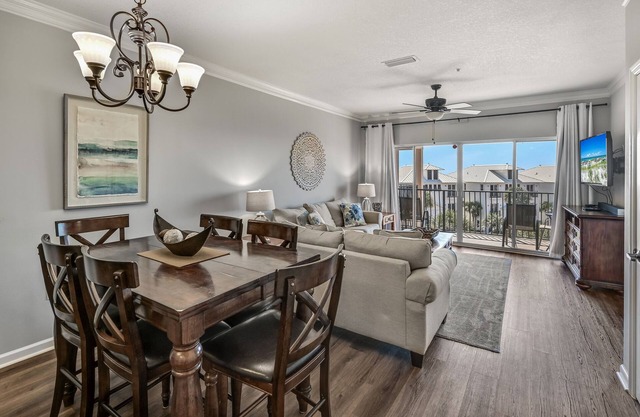 Top Floor Unit With Gulf View - Beach Chairs Included!