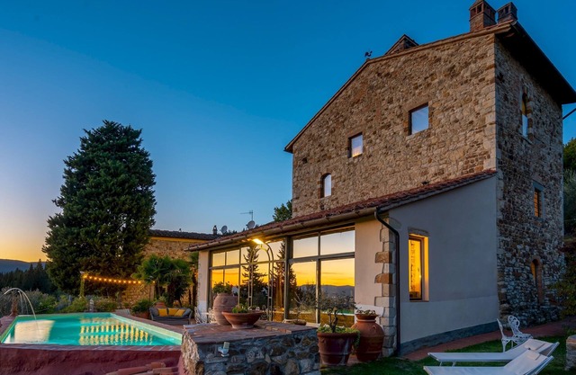 Torre Al Poggio 8, Emma Villas