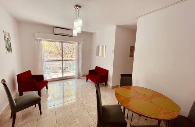 Torres Abasto Cálido y Luminoso Apartamento en BA.