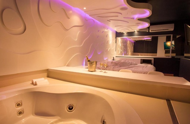 Tout Motel (Adults Only)