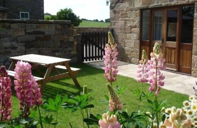 Tranquil 3 Bedroom Cottage With Garden In North Yorkhire, Near Whitby