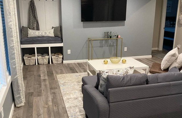 Tranquil and conveniently situated residence, just a 5-min drive from downtown.