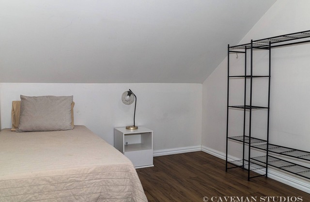 Tranquil Country Retreat: Escape to Serenity