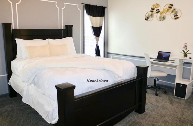 Tranquil Master Bedroom Near Fort Liberty(Bragg)