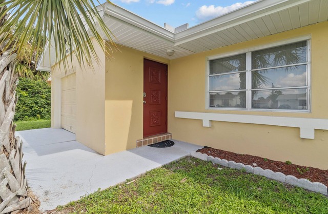 Tranquil Oasis* Near *Warm Mineral Springs*