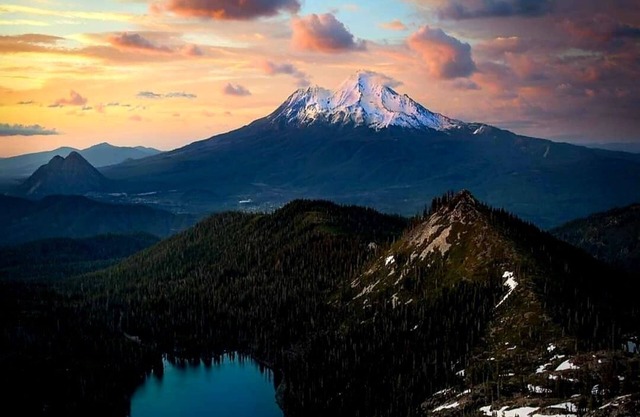 Tranquil Updated Mill House with backup power and hi speed Wifi!