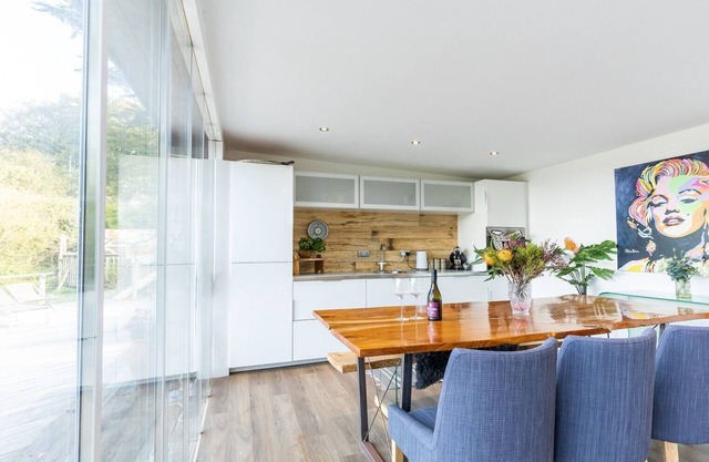 Tranquility for 2 on the banks of the River Teifi.