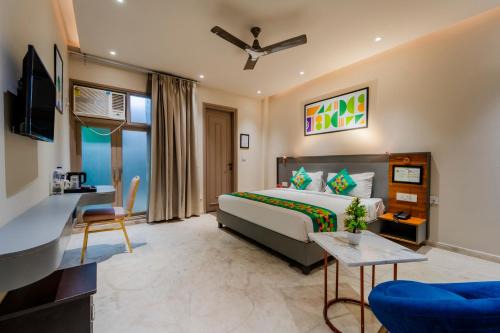 Treebo Raahgir Suites