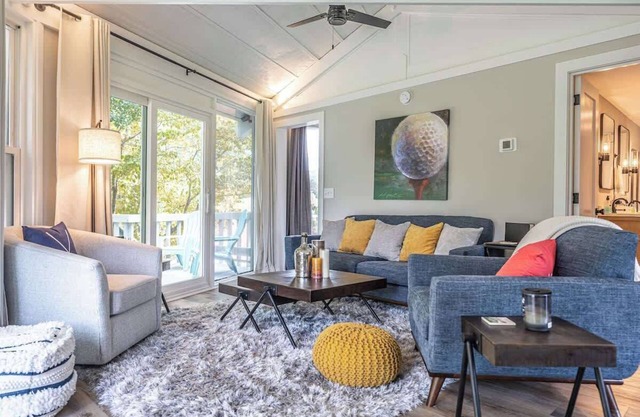 Treehouse Retreat on Pinehurst Golf Course