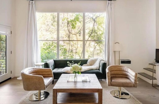 Treehouse studio, secluded & chic hiker’s paradisenn