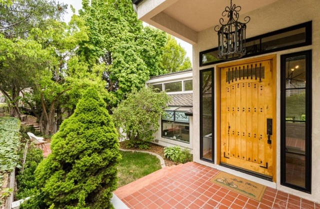 Treetop Castle *Sleeps 16*