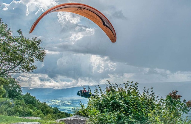 Treetop Hideaway at Barr5 Ranch · Cozy Mtn Hideaway GH/Hot Tub/Stunning Sunset View