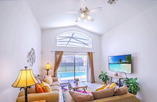 Trendy 4BR Home - Pool, BBQ, Games - Near Disney!