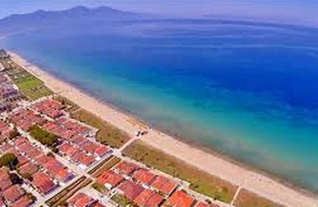 Triplex Appartement in het Centrum Nabij Nationale Park Kusadasi