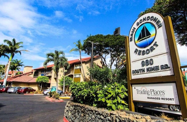 Tropical 1BR Suite – Maui Schooner Resort, Steps to Beach