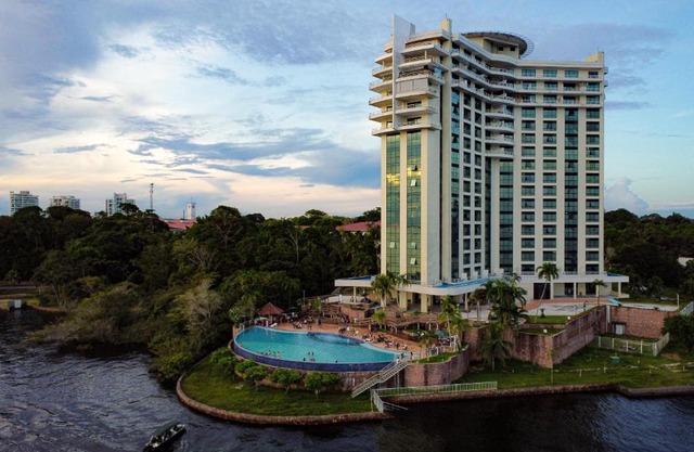 Tropical Executive Hotel