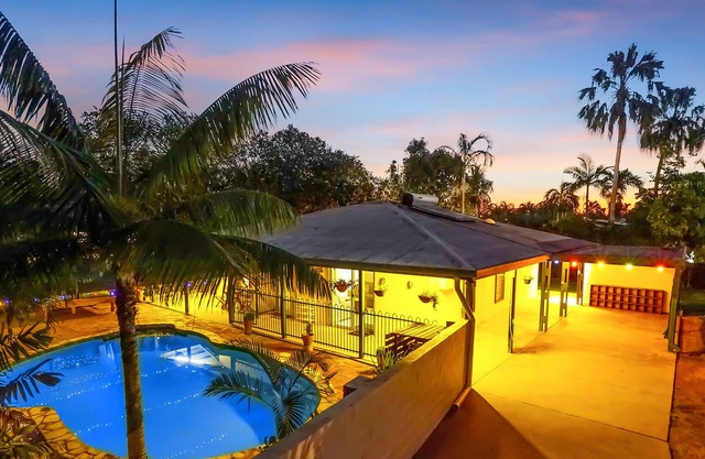 Tropical Tiwi, a Bali style family villa in Darwin
