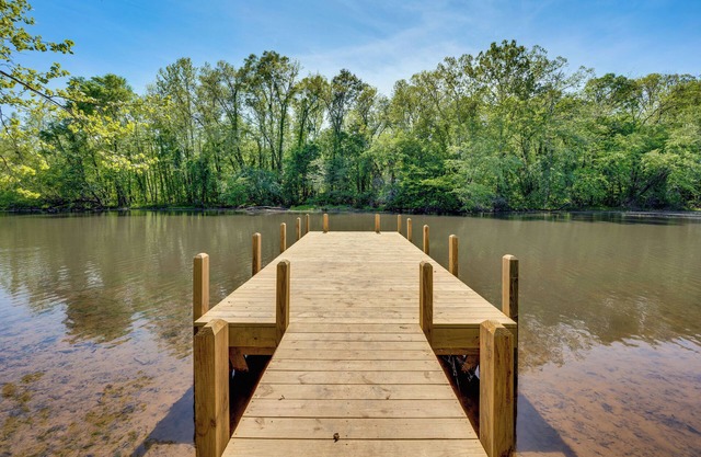 Troy Cabin w/River Access: Fish, Kayak & More!