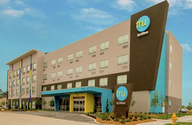 Tru by Hilton Lafayette River Ranch