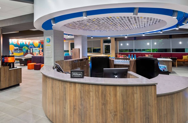 Tru by Hilton Spartanburg