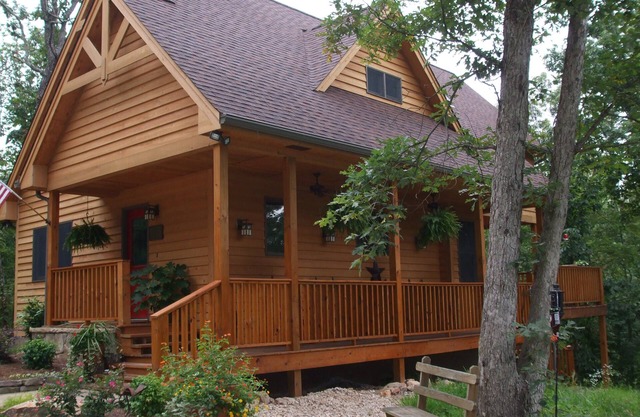 Tucked Inn is a cozy cabin located in Monteagle, Tennessee.