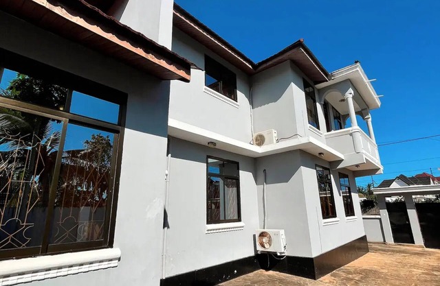Tunu Homestay And Apartment