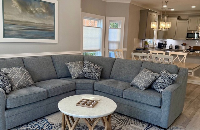 Tupelo Bay Luxury Villa - Modern, 3 bedroom, 2 bath - Beach, Golf, Pools