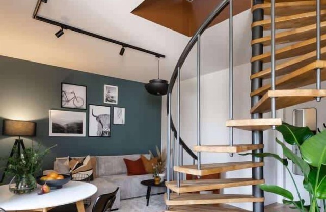 TurnKey | Republic Sq. Duplex II – with Terrace