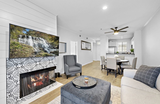 Turnkey Surf Designer, furnished Condo with amazing Amenities!