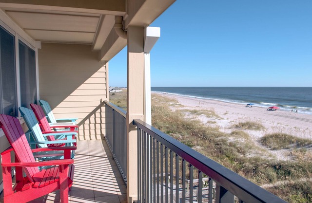 Turtle Haven Amelia - Oceanfront, Huge Balcony, Top Floor Views, Steps To Beach
